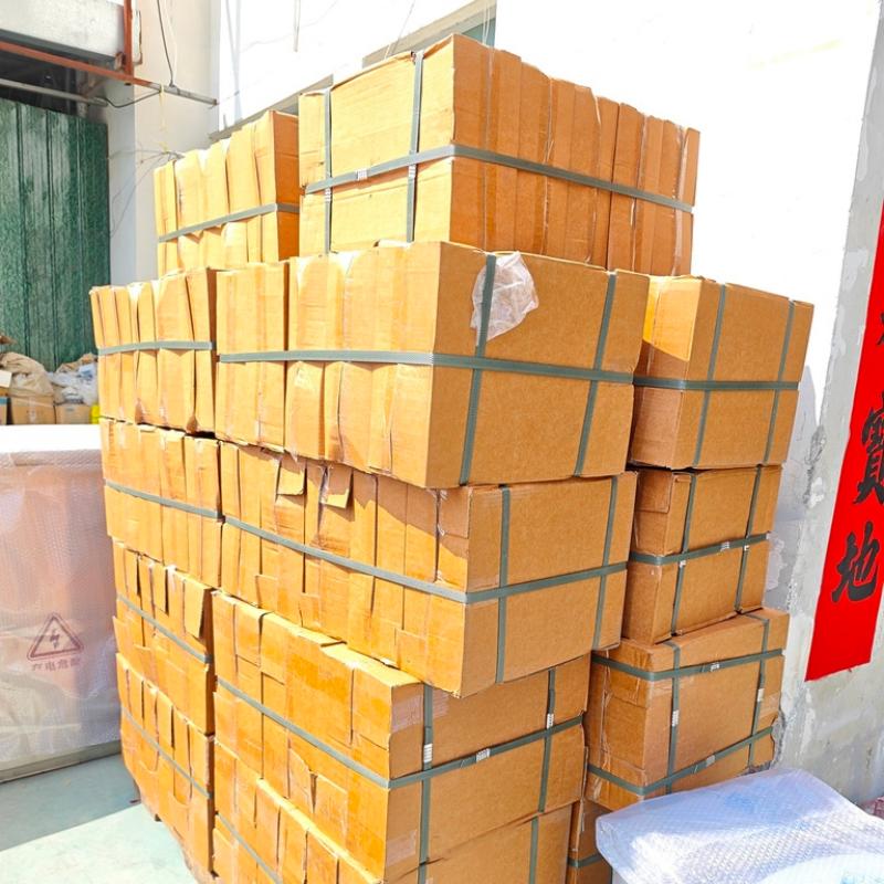 Ang unang batch ng mga order sa kahon ng metro ng kuryente mula sa mga bagong customer sa UK ay matagumpay na naipadala